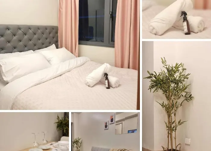 3 Random Units Near Moa Apartahotel *